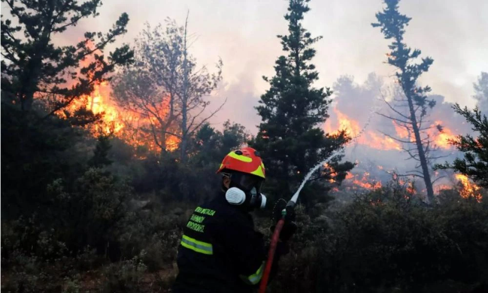 Φωτιές: Νέα αναζωπύρωση στο Ρέθυμνο - Τι γίνεται σε Ηλεία, Χαλκιδική, Κιλκίς